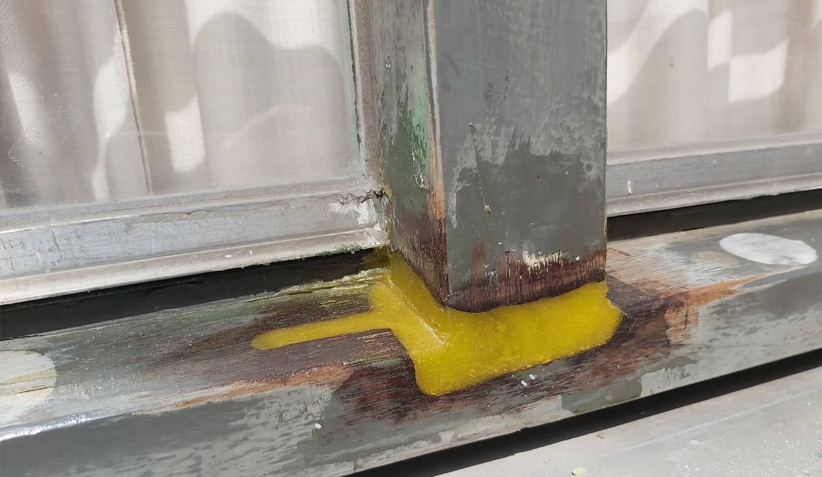 Repair Care Dry Flex 4 voorbeeld op hout