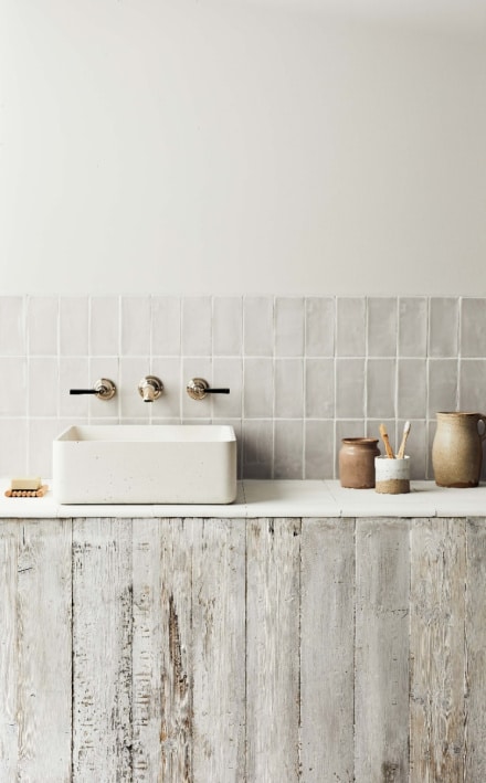 lg french grey glazed bathroom lifestyle  kastconcretebasins  samuelheath lowres (1)
