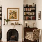 Knusse leeshoek in Farrow and Ball Dimity No. 2008