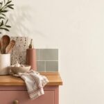 Kast en aanrecht met muur in Delicate Sand