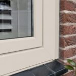 Buitenkozijn in RAL 9001 Cremewit