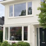 Gevel van huis in RAL 9010 Zuiver Wit