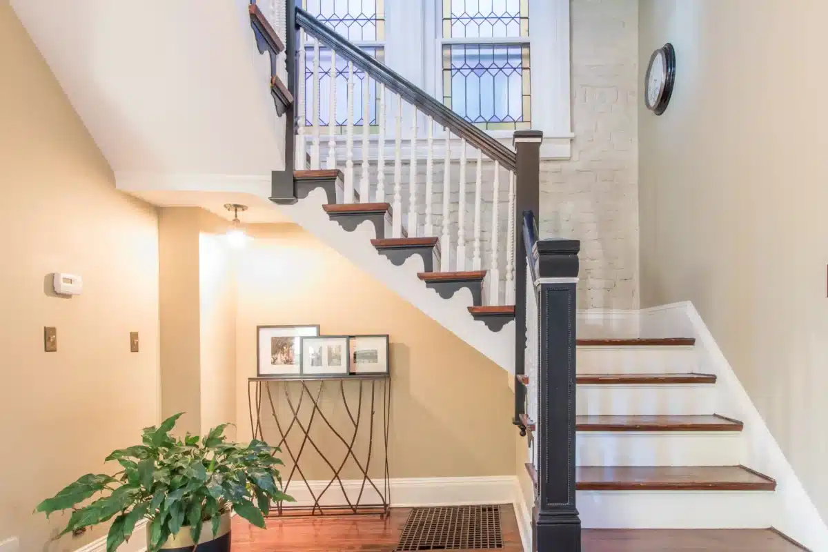 Gemakkelijk en veilig trapgat schilderen | Verfplaza