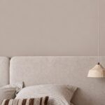 Bedframe met wand in Calm Taupe