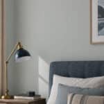 Slaapkamer met bedframe in Clear Mist