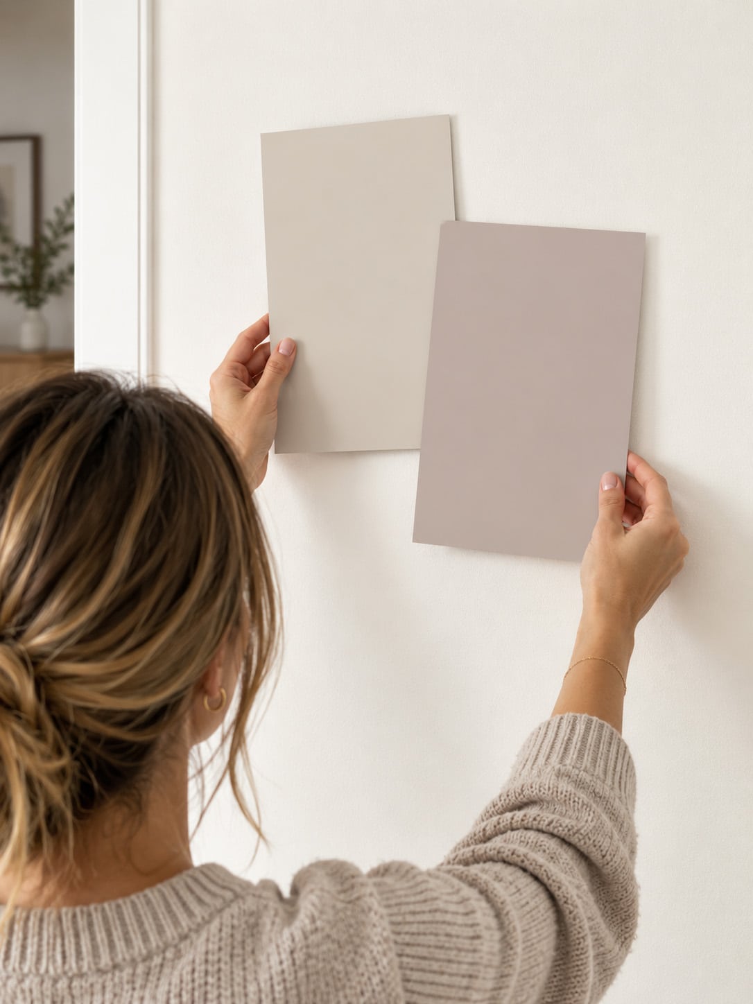 Testen kleurstalen Calm Taupe en Fine Taupe