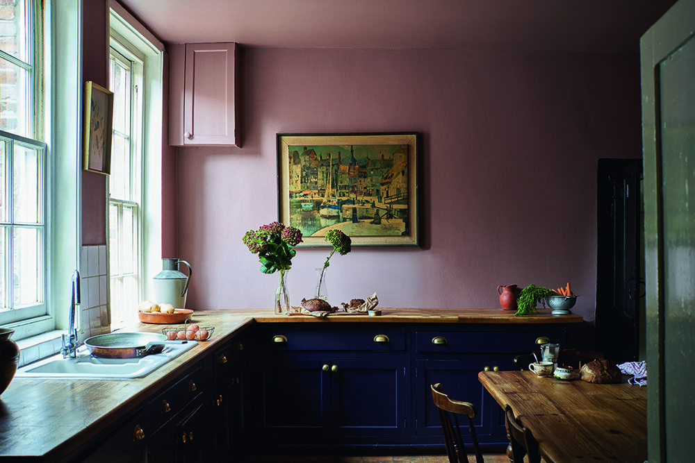 Farrow and Ball Sulking Room Pink No. 295